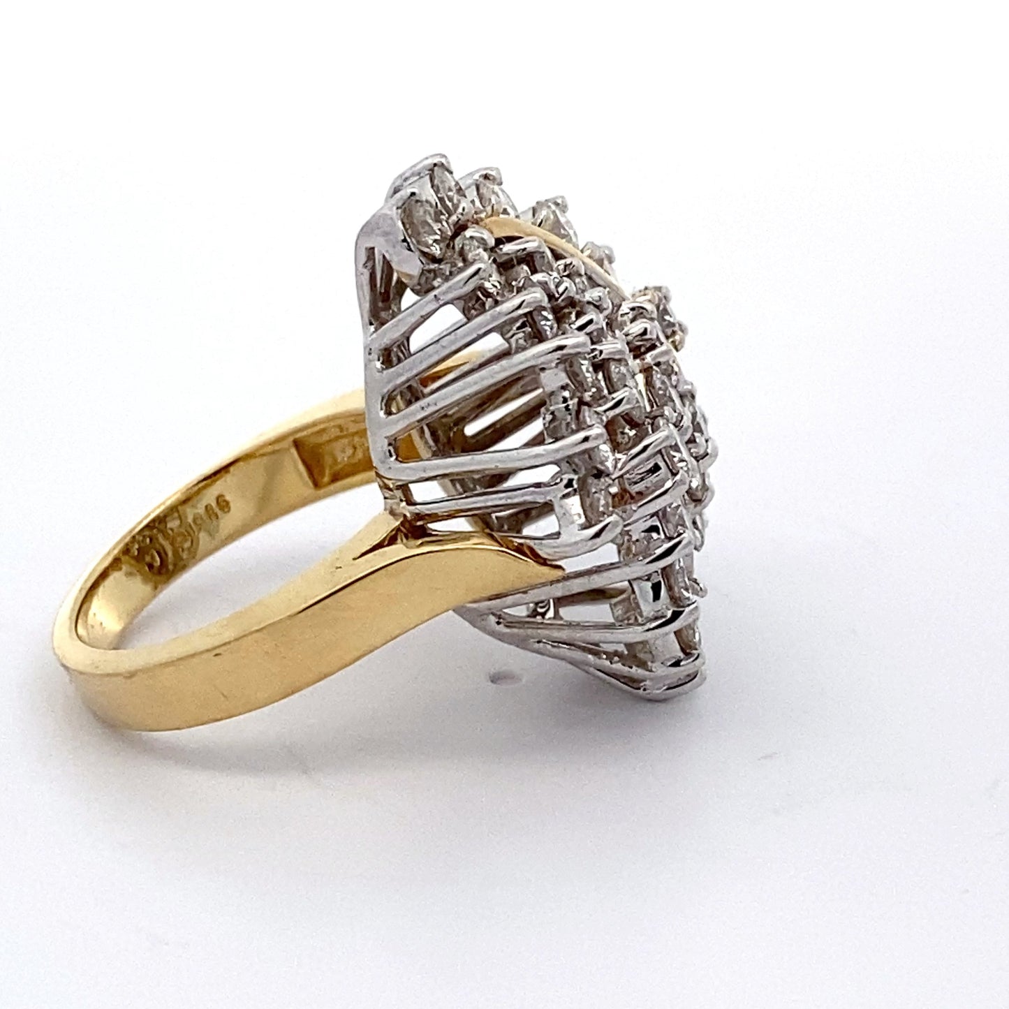 AKD Estate Ring