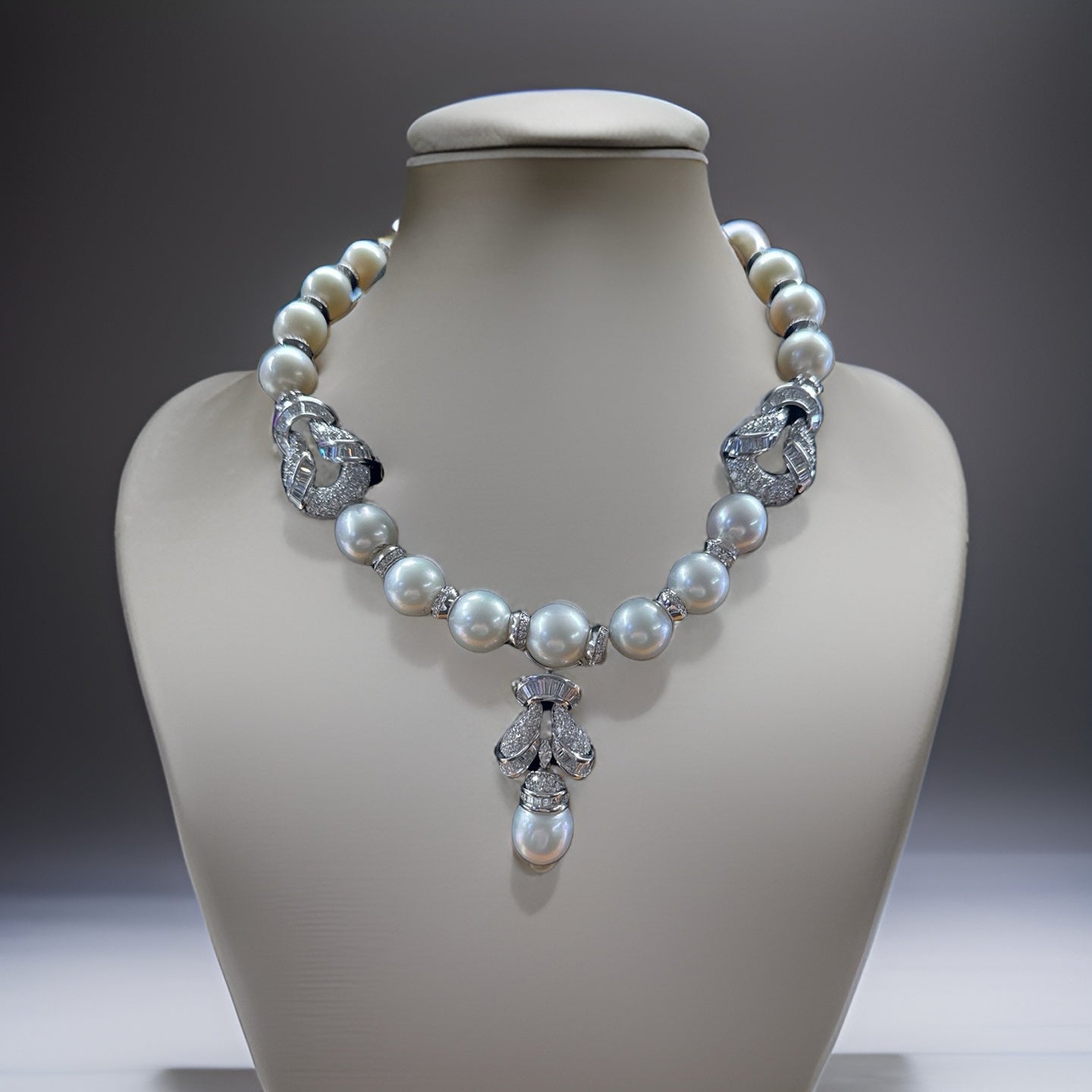 Estate Giovane Piranesi Necklace