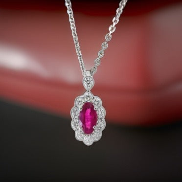 E.H. Collection Pendant w/Chain