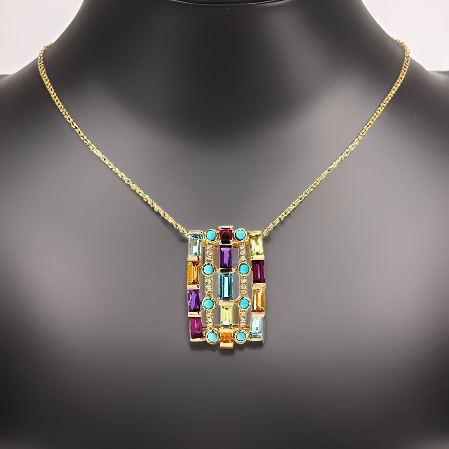 E.H. Collection Pendant w/Chain